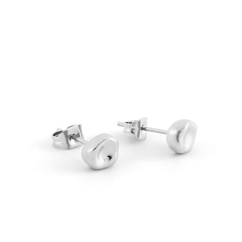 "Dawn women's stud earring by Five Jwlry, a creation from Alicia Moffet's collaboration, where classic stud design meets the fluidity of water, inspired by a single water droplet. Choose from 14k gold or silver for this unique piece, made from water-resistant 316L stainless steel. Hypoallergenic with a 2-year warranty.