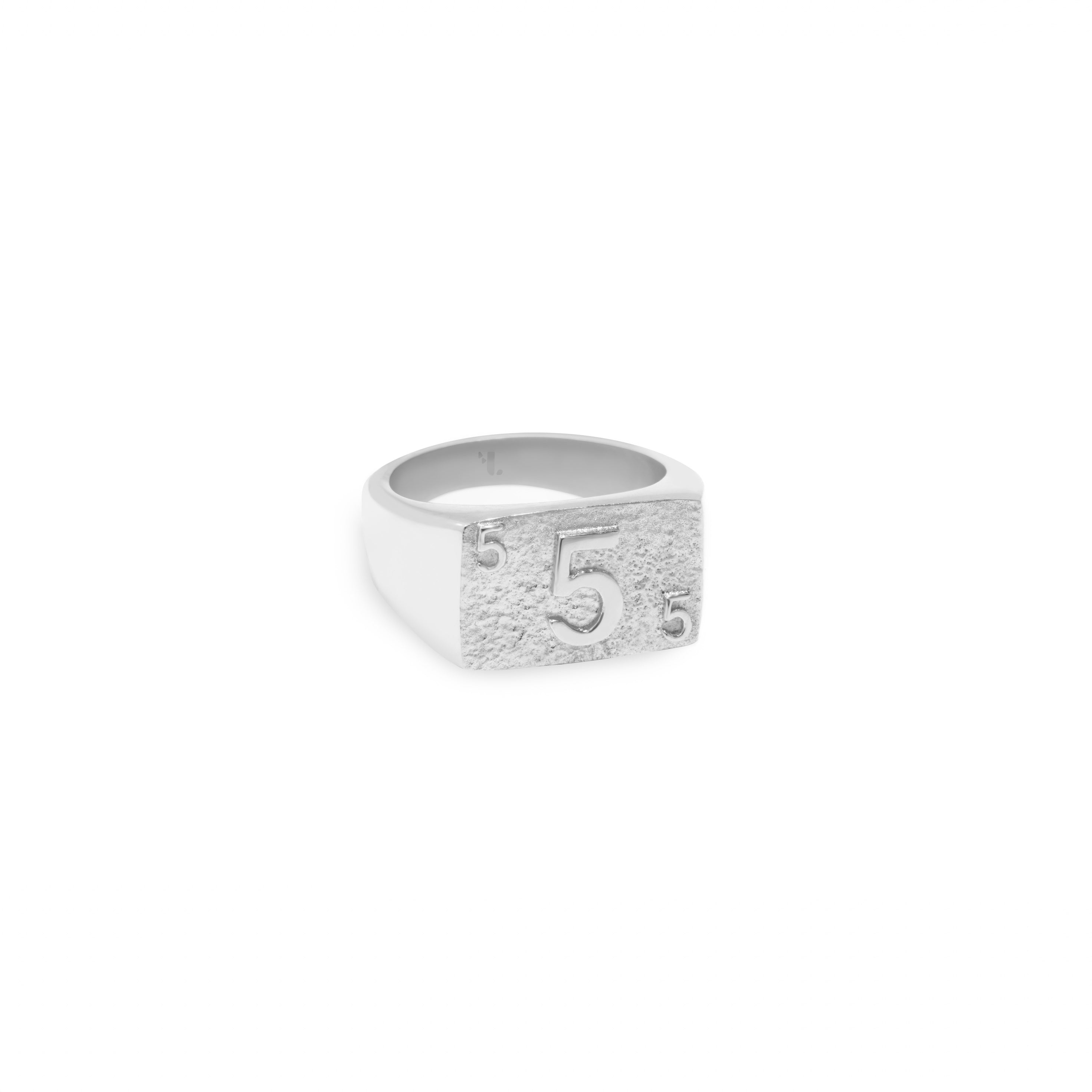 555 - Ring