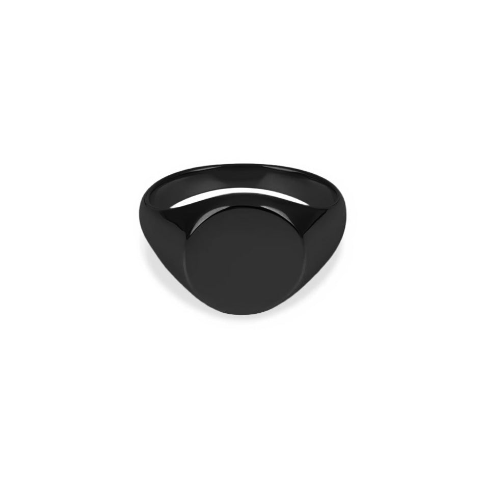 Allos men's ring by Five Jwlry. A round signet ring with a minimalist design, available in 18k gold, silver, and black. Crafted from water-resistant 316L stainless steel. Hypoallergenic with a 2-year warranty.