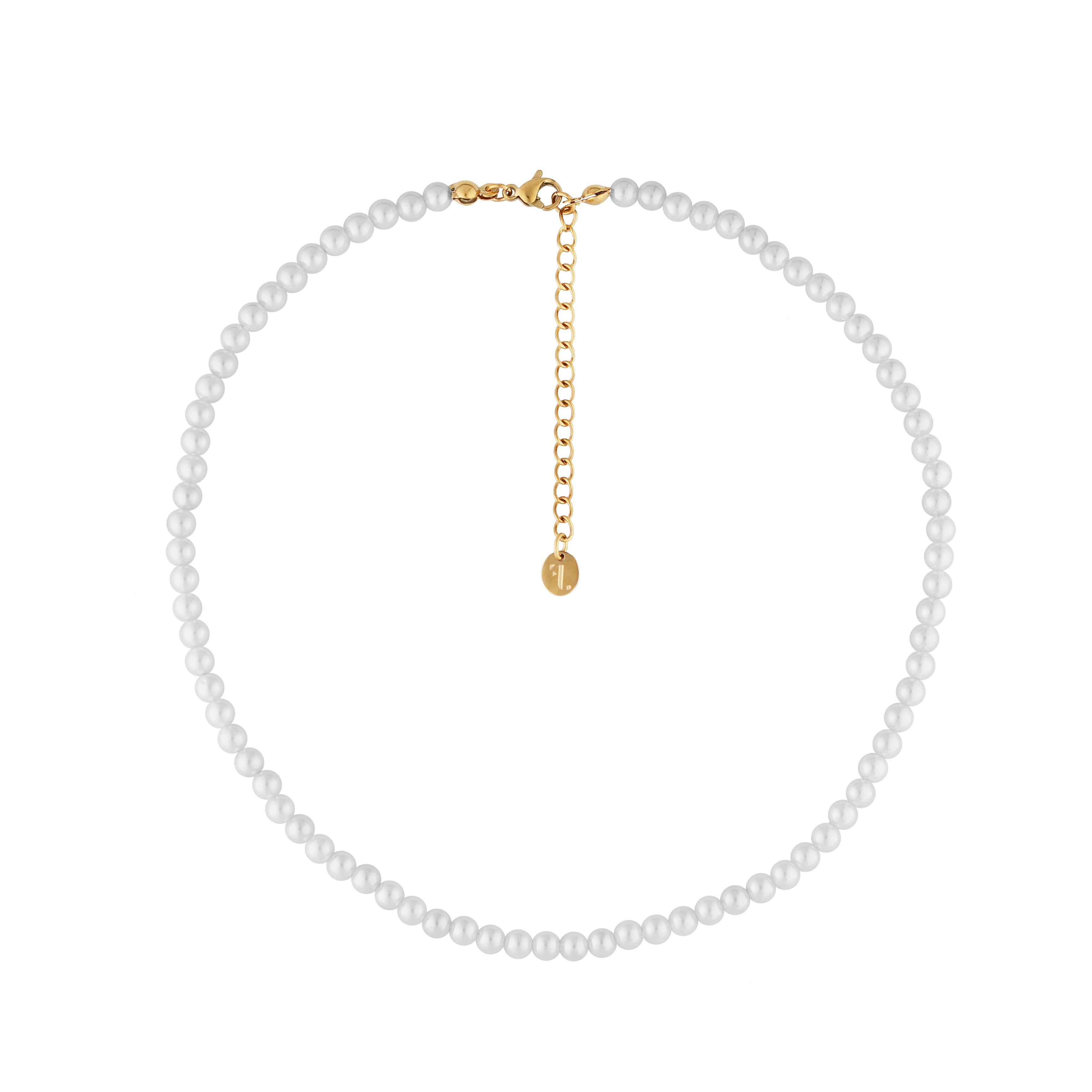 Baby Var men's necklace by Five Jwlry, designed with 4mm white glass bead pearls complemented by a silver or gold stainless steel buckle. Adjustable in size from 37cm to 42cm with a 5cm extension. Crafted from water-resistant 316L stainless steel. Hypoallergenic with a 2-year warranty.