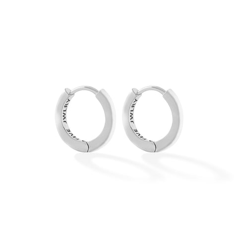SOCA women's earring by Five Jwlry. Minimalist hoops available in two sizes, 13mm or 16mm, designed for women. Choose from 14k gold or silver, crafted from water-resistant 316L stainless steel. Hypoallergenic with a 2-year warranty.