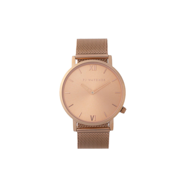 Discover Sunset, a 36mm women's watch all in rose gold signed Five Jwlry. This one is accompanied by a rose gold mesh bracelet!